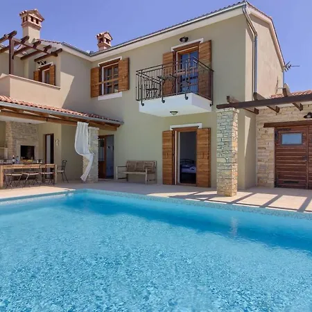 Villa Wonderful Gracia Patricia With Private Pool Svetvinčenat