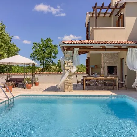 Wonderful Gracia Patricia With Private Pool By Wiibuk Villa Svetvinčenat